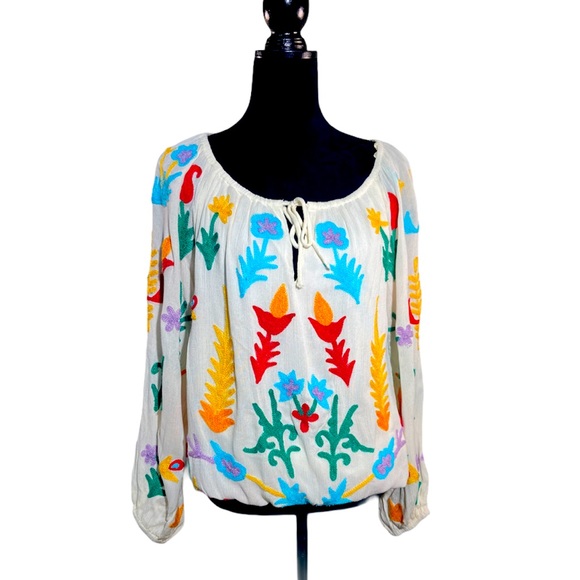 chelsea and theodore embroidered peasant blouse